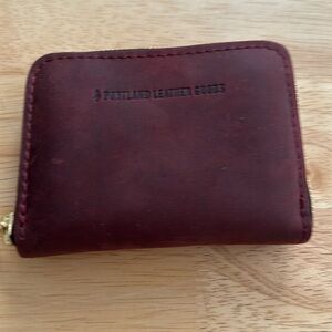 Portland Leather Goods small zip wallet premium Merlot NEW